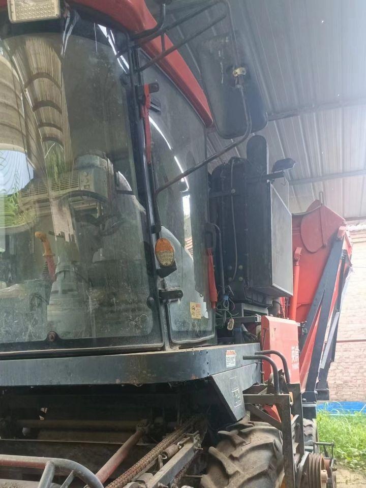 菏泽地区处理2020年英虎四行收割机