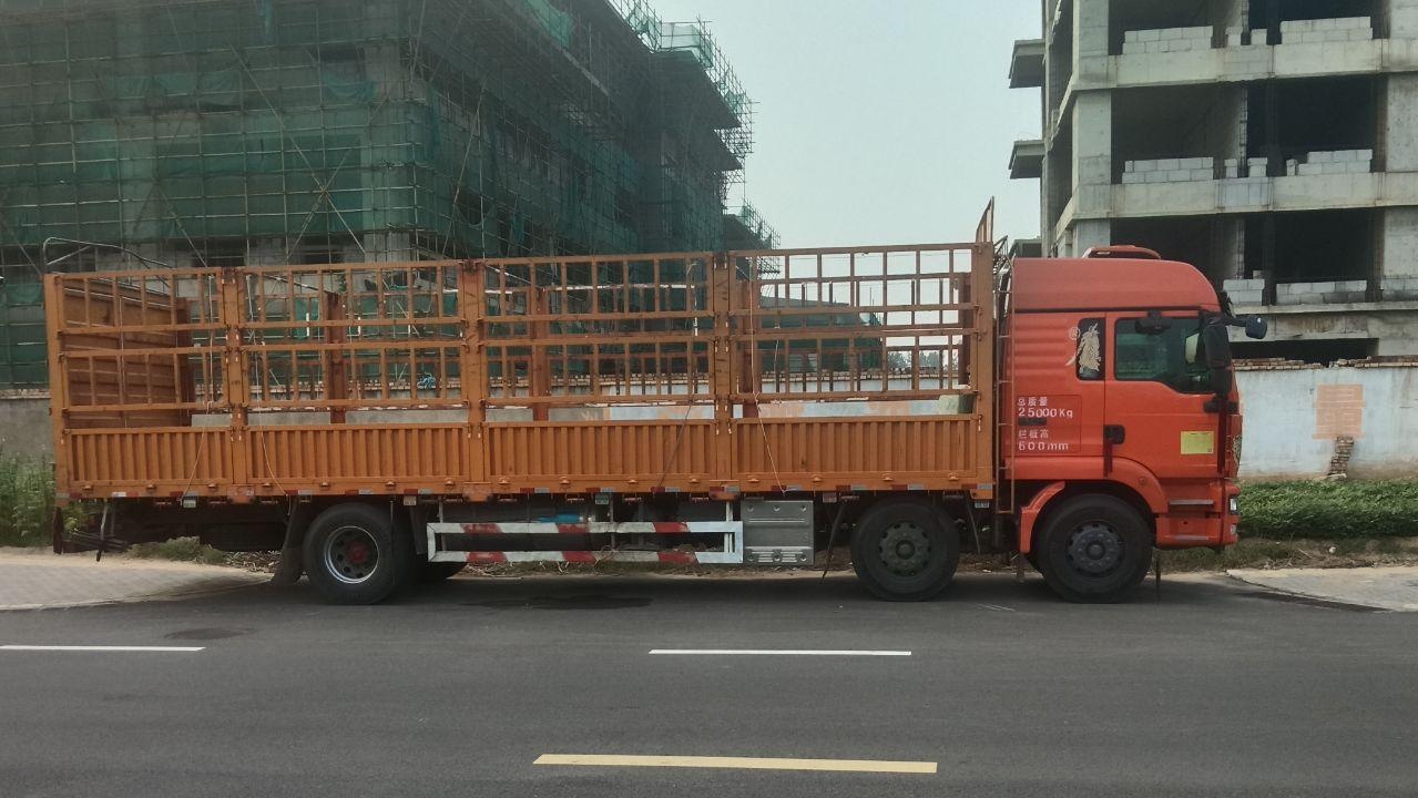 洛阳地区处理重汽汕德卡栏板车