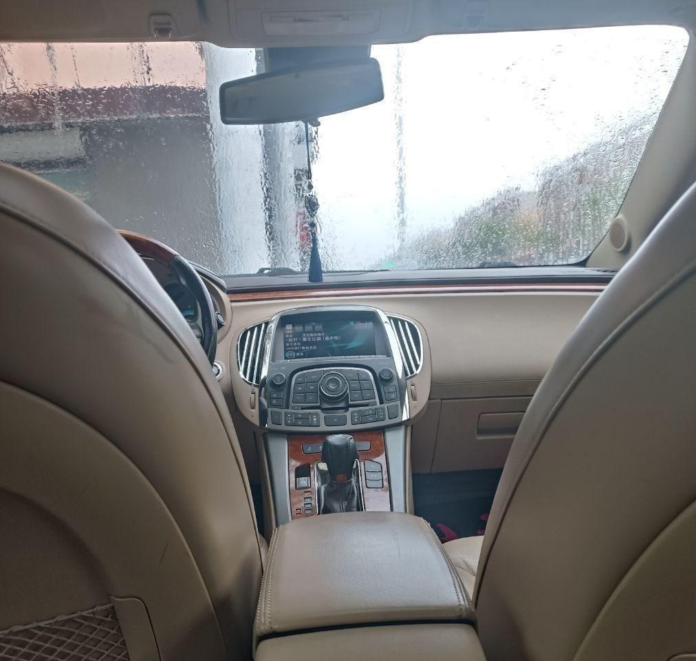 阜新地区处理别克 君越 2010款 手自一体 豪华版