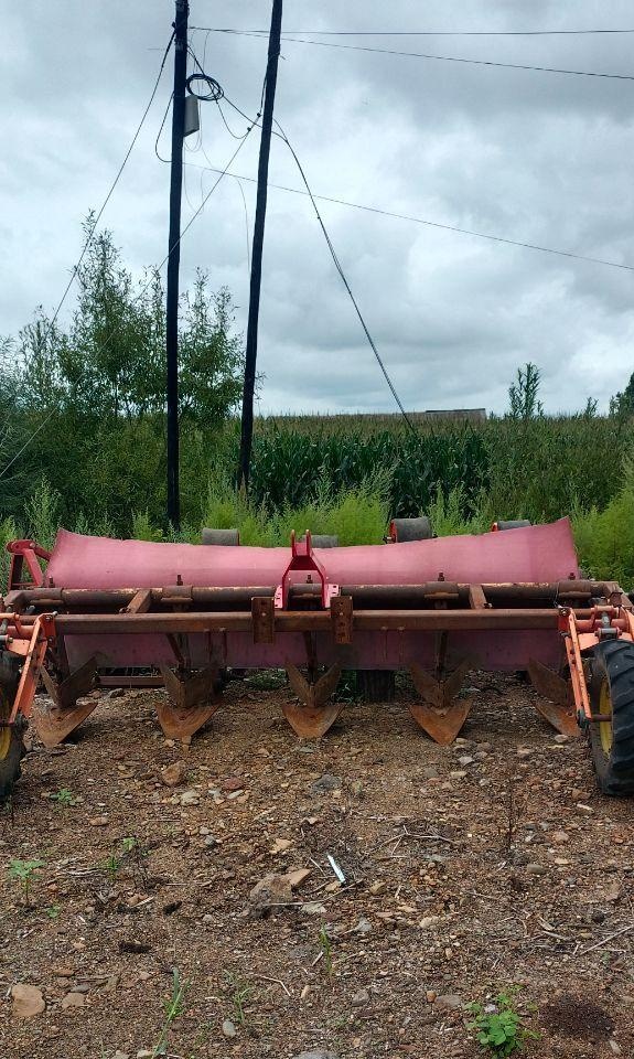 双鸭山地区处理四行免耕机 五华犁