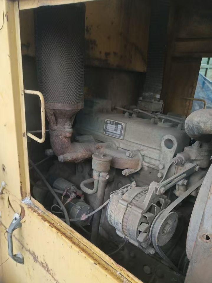 双鸭山地区处理铲车