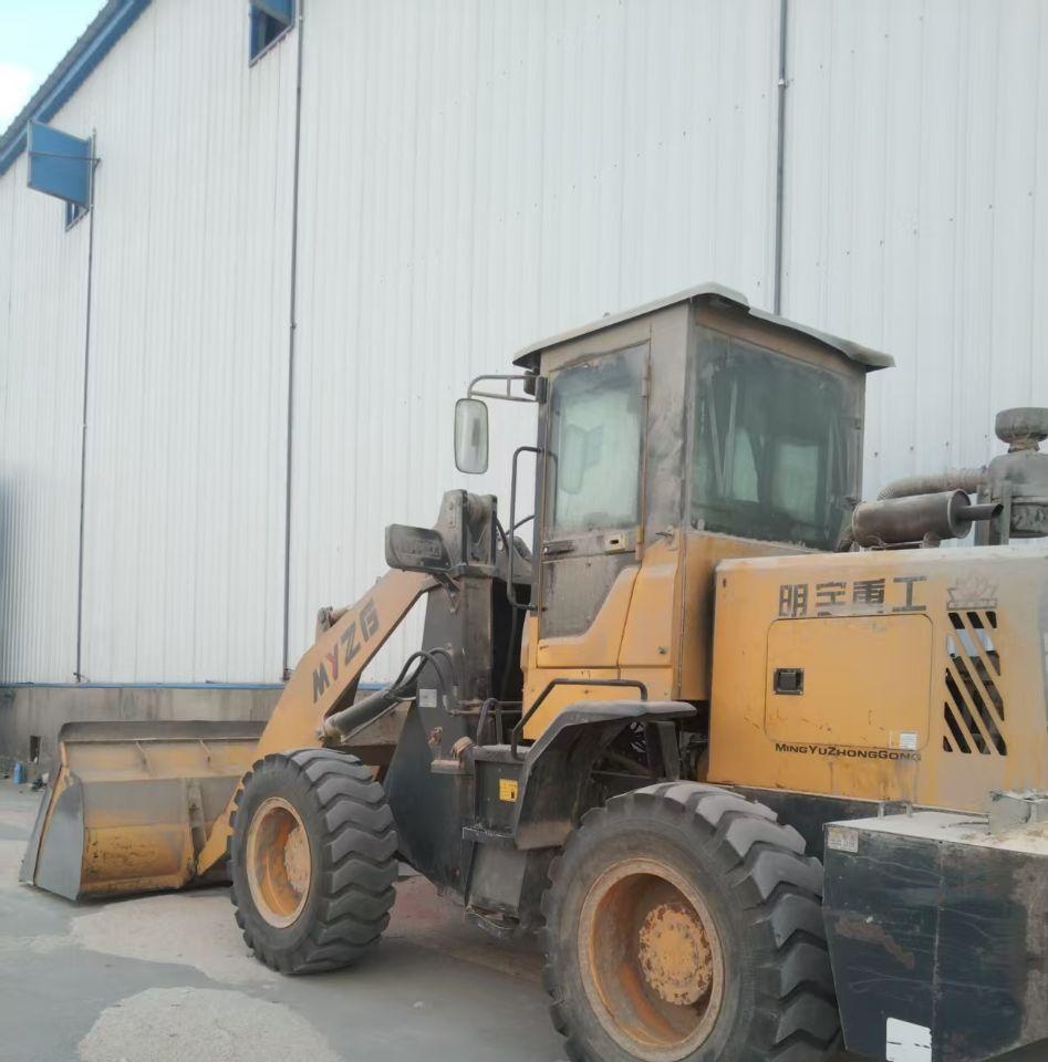 佳木斯地区处理明宇吉售铲车2台