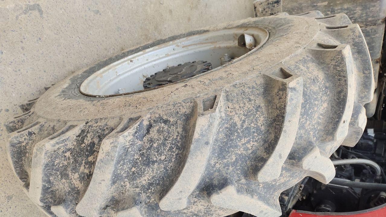 滨州地区处理2104拖拉机