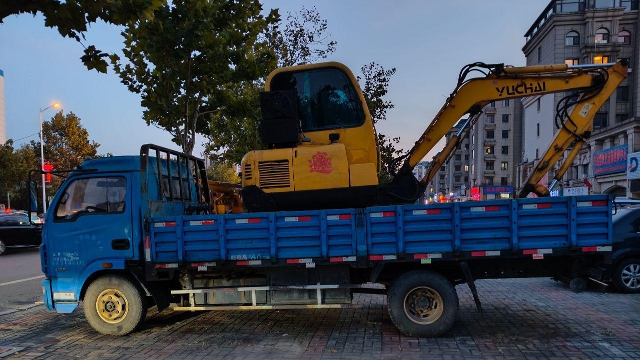 大连地区处理5.2栏板车