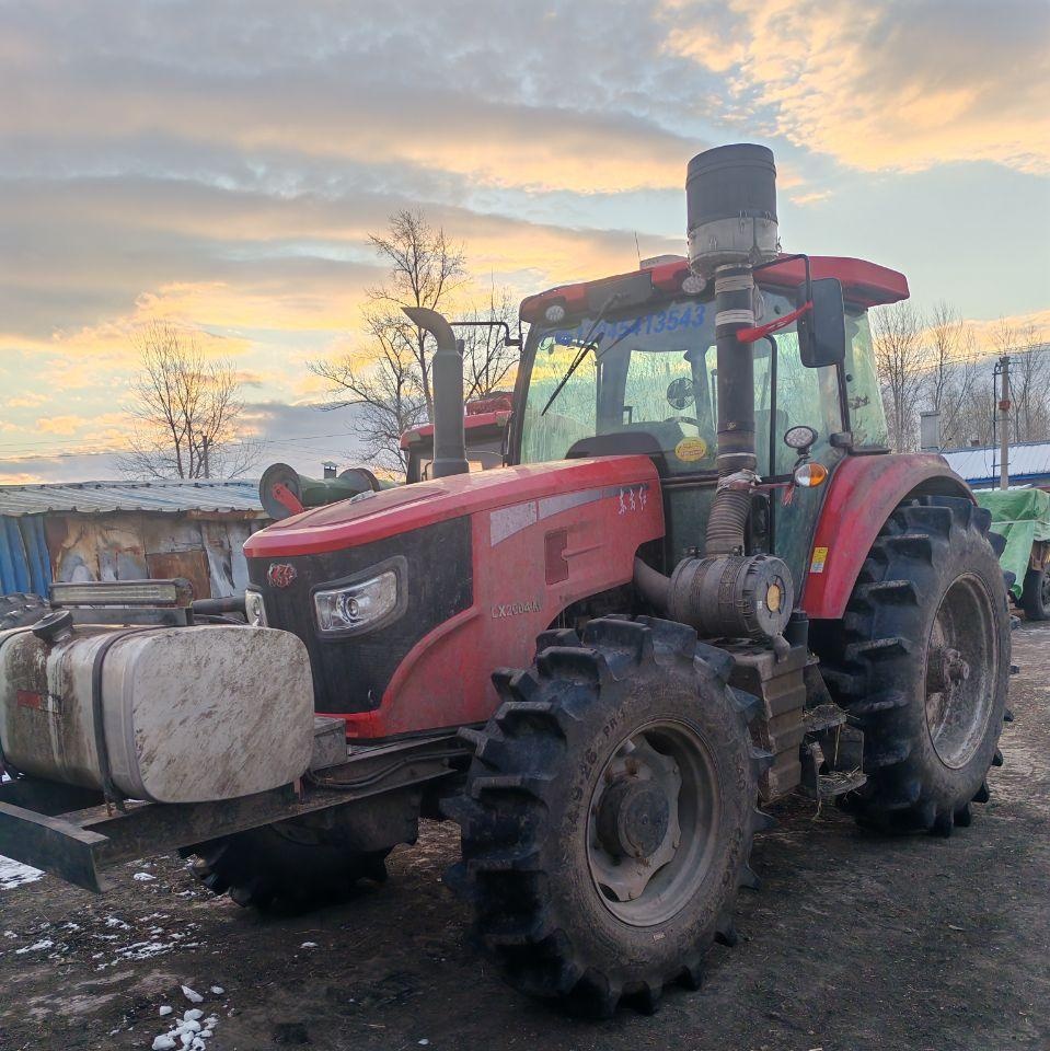 佳木斯地区处理2台拖拉机