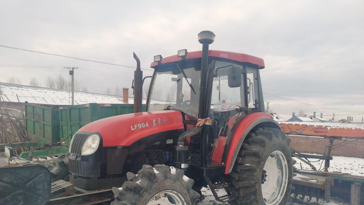 佳木斯地区处理出售2015年东方红LF904拖拉机