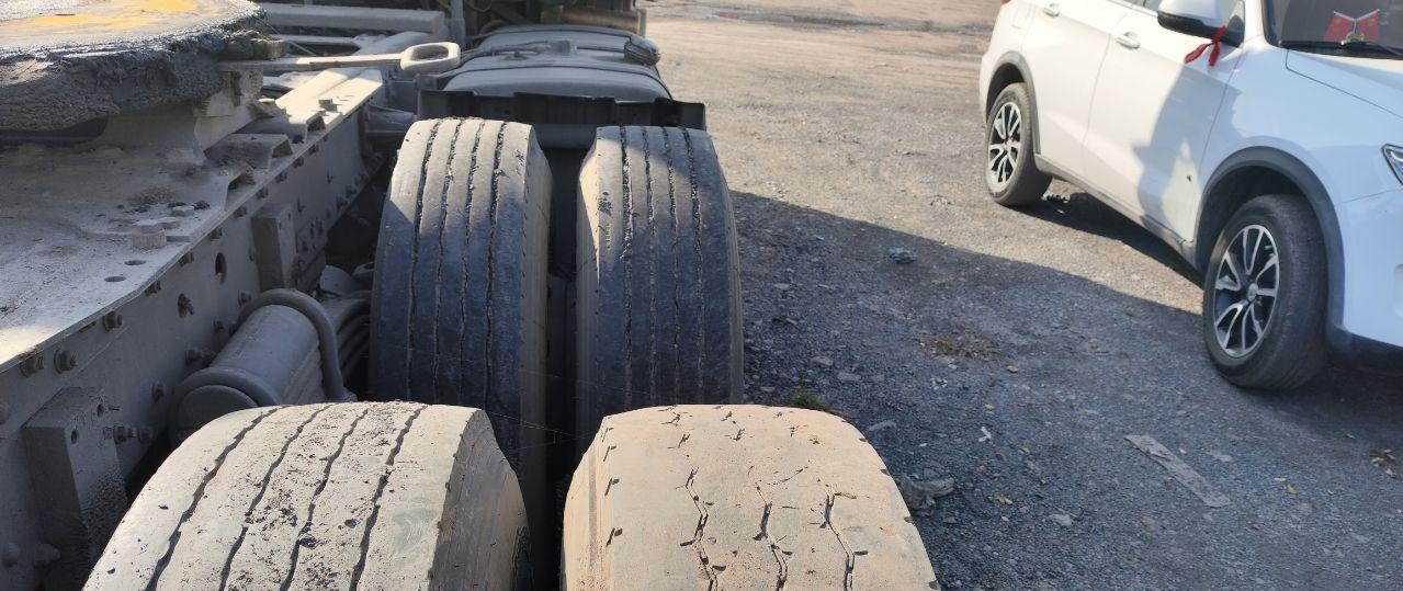 邯郸地区处理大运重卡 半挂车 国5