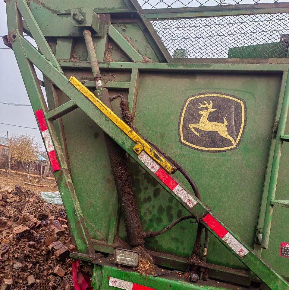 鸡西地区处理迪尔210五垄五灭奔驰后驱粮仓加高