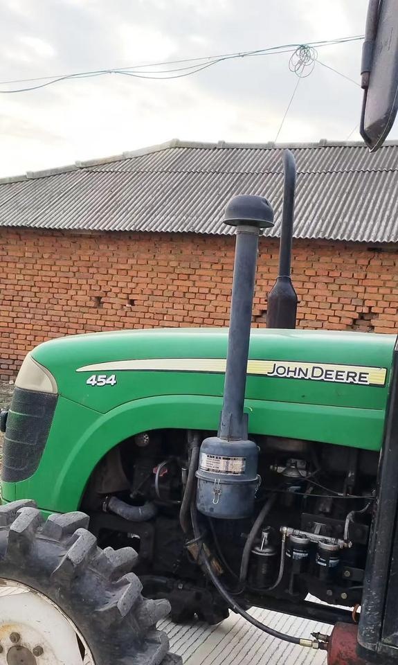 佳木斯地区处理约翰迪尔454车11年