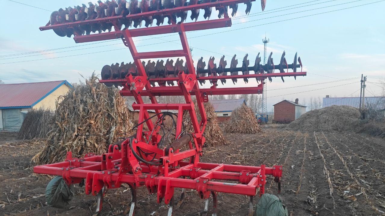 双鸭山地区处理深松机