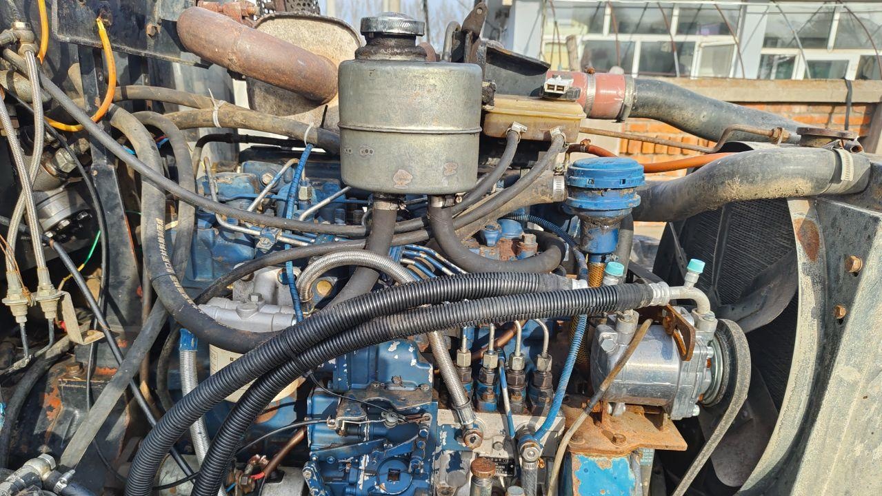 佳木斯地区处理出售纽荷兰1004