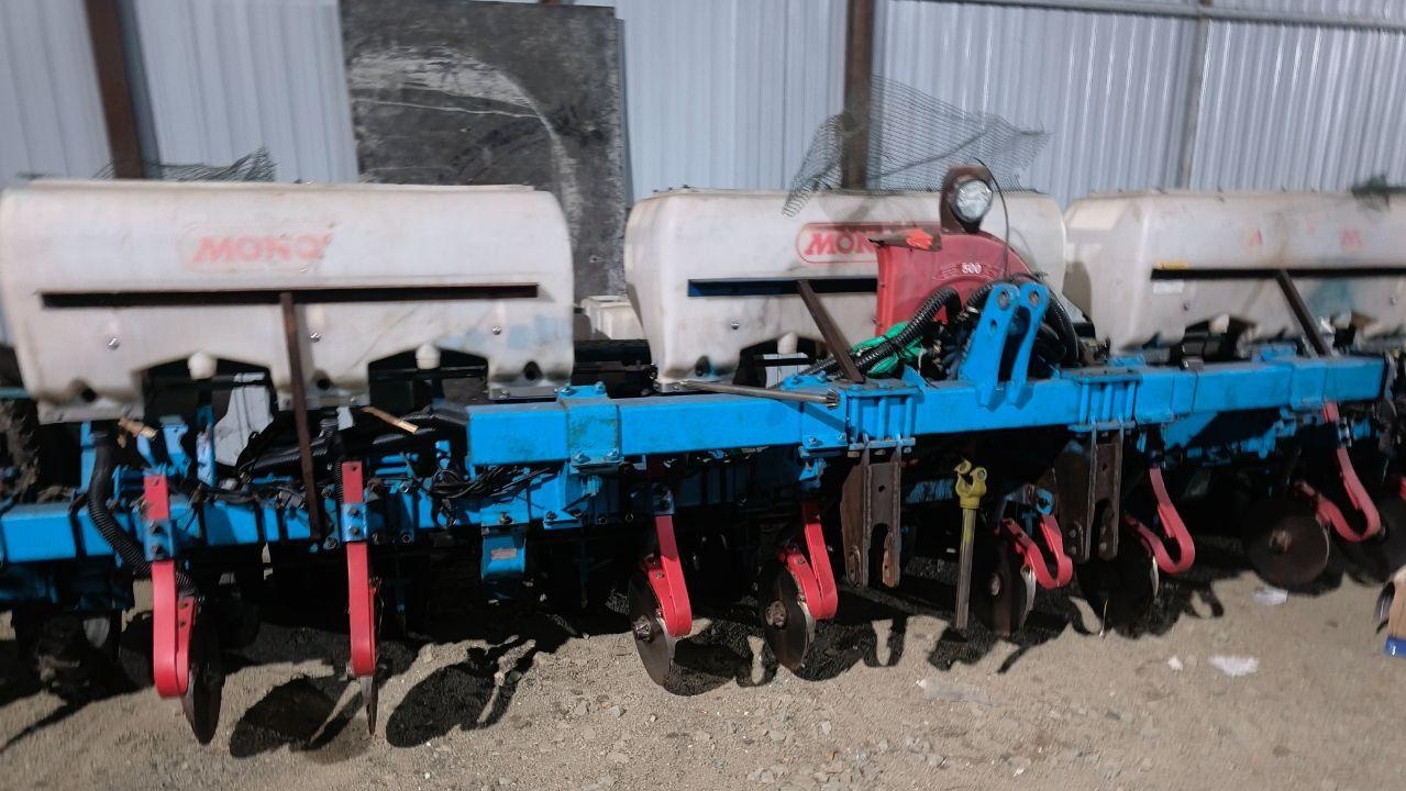 佳木斯地区处理满胜12行播种机玉米大豆 