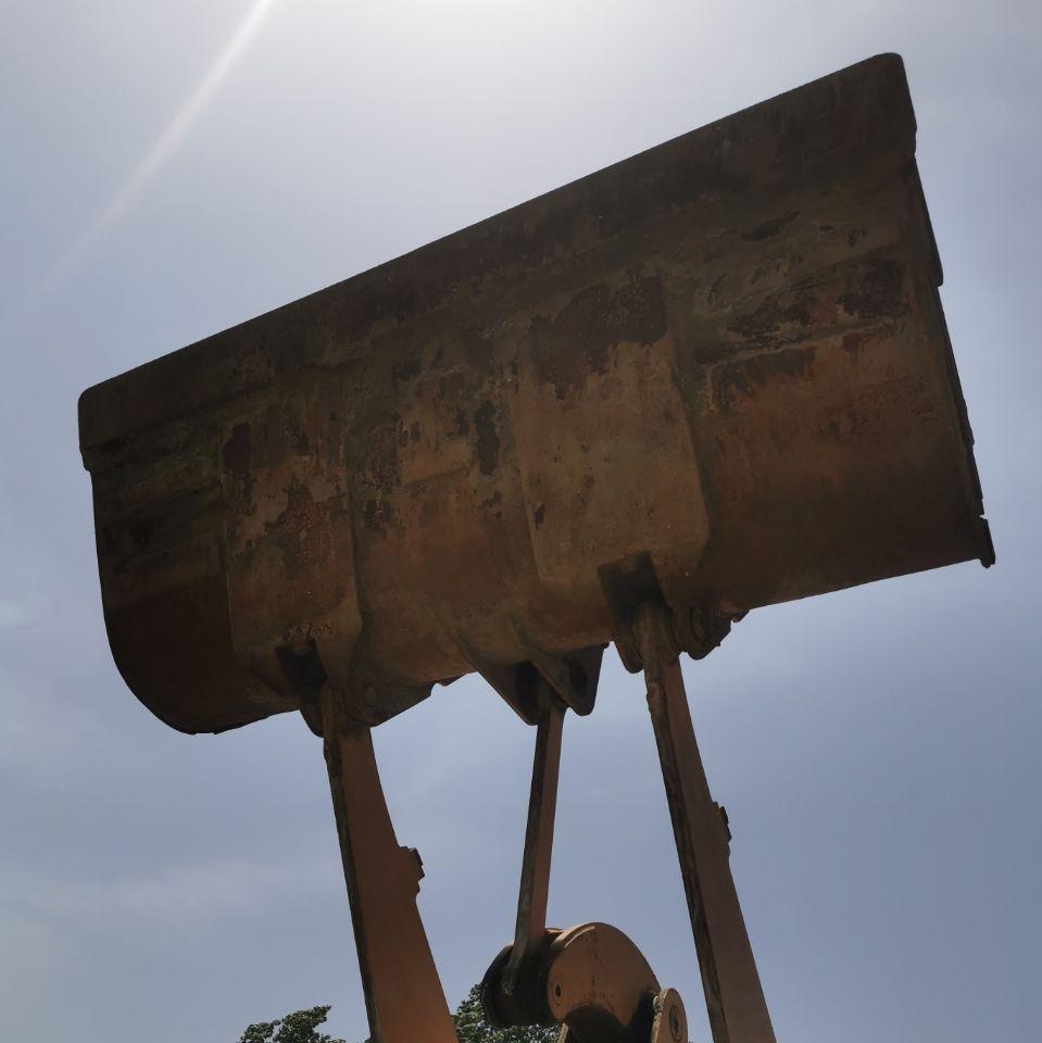 枣庄地区处理龙工855B装载机