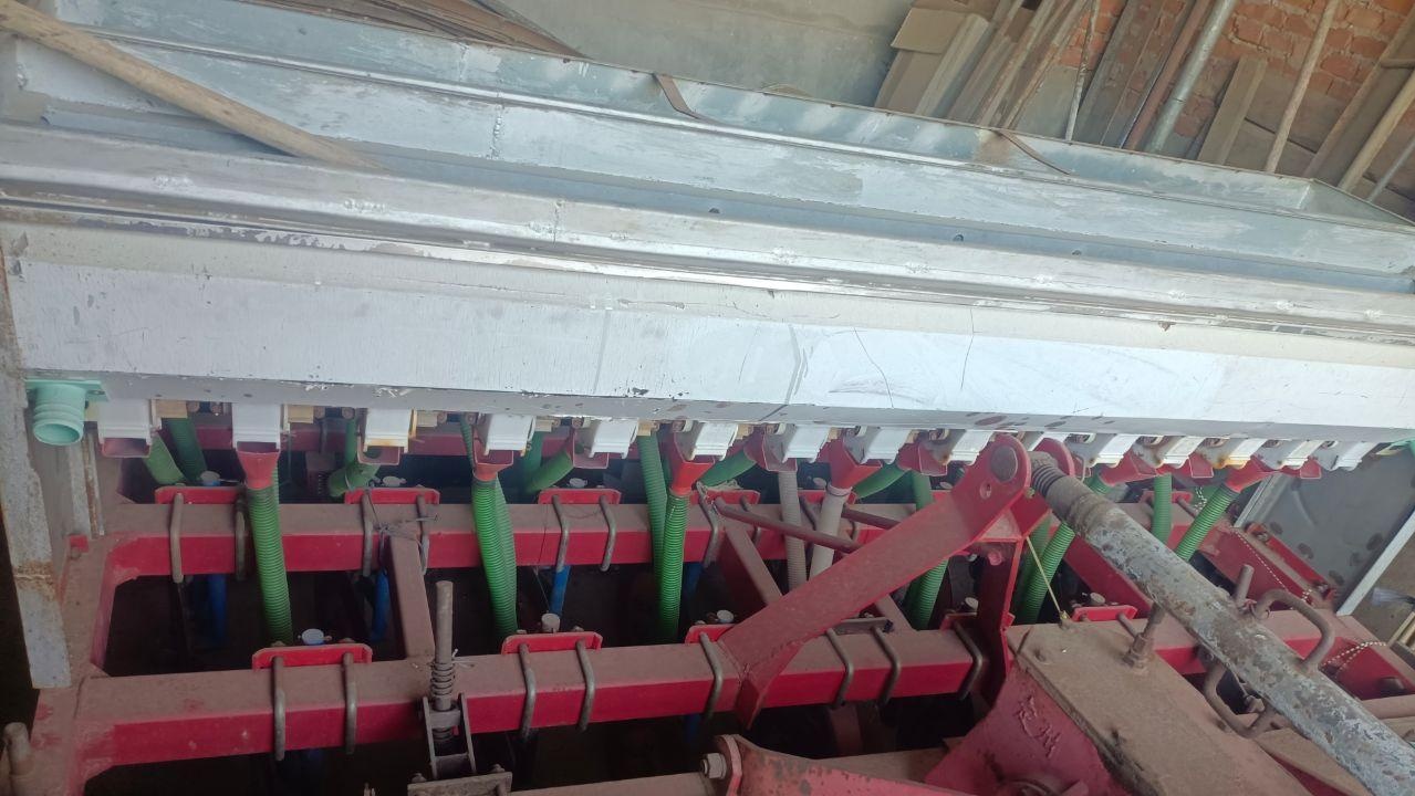 唐山地区处理金玉15行单盘播种机