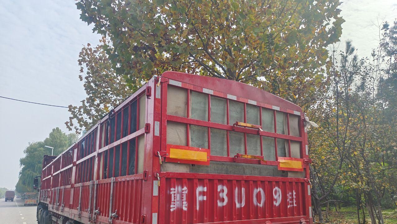 保定地区处理东风 半挂车 国5