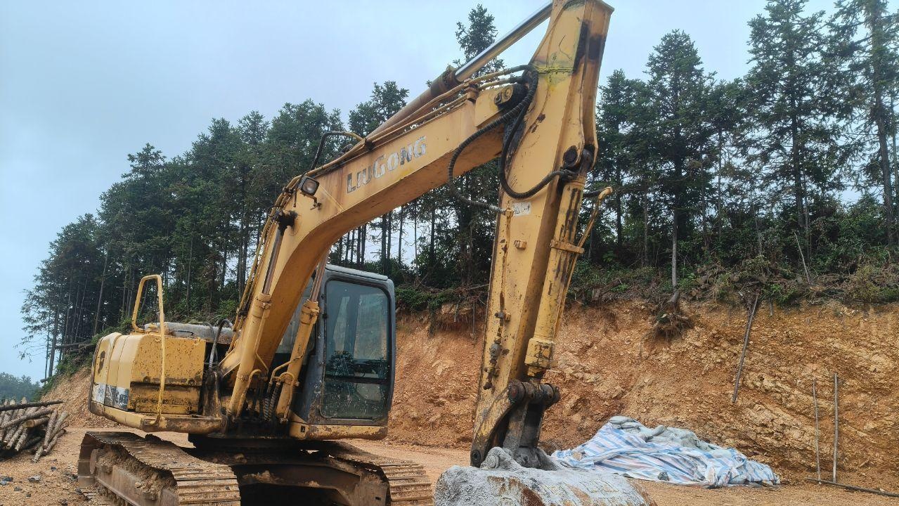 桂林地区处理柳工挖机150