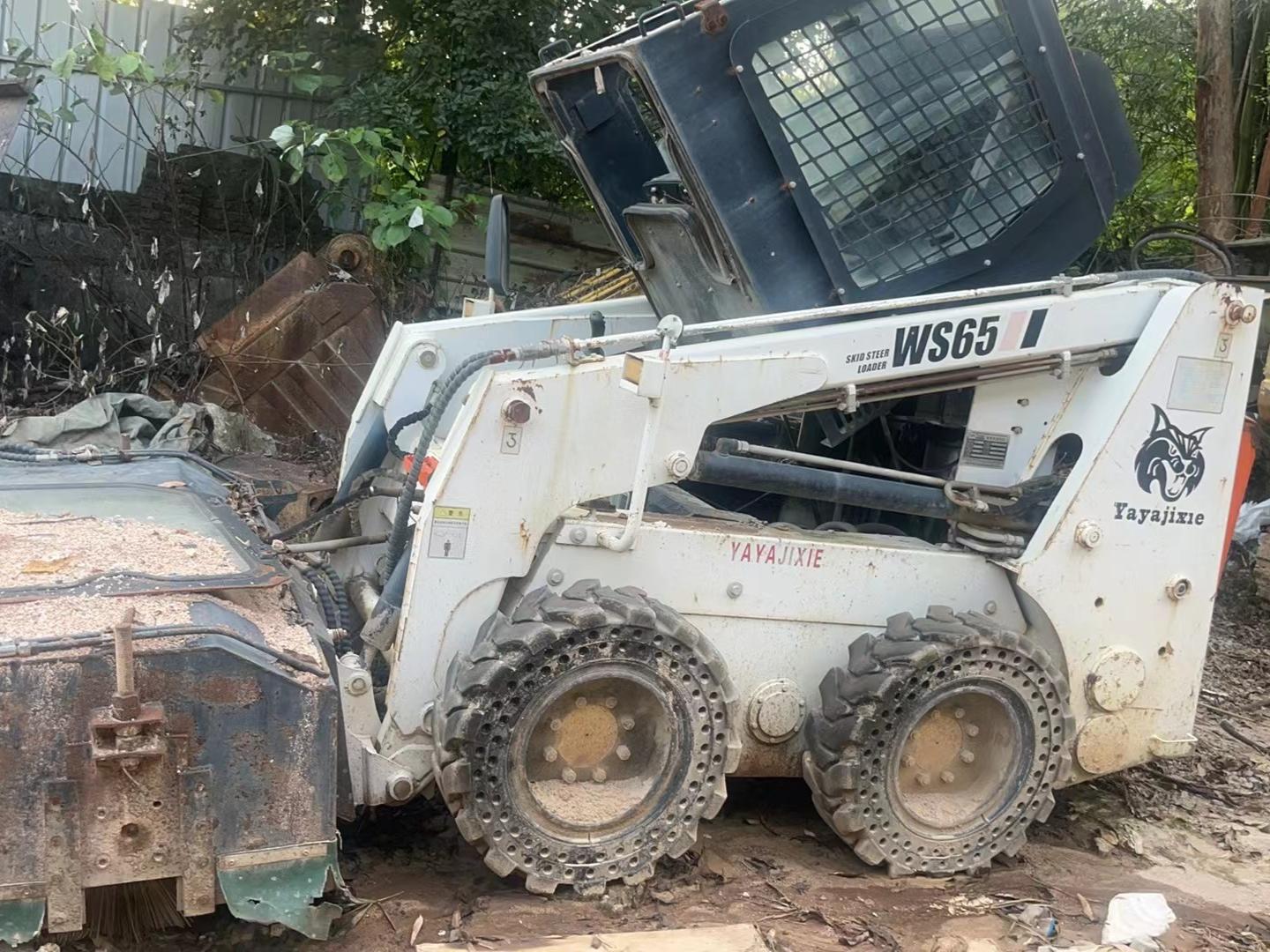 1月5日清远清扫车一台招标公告