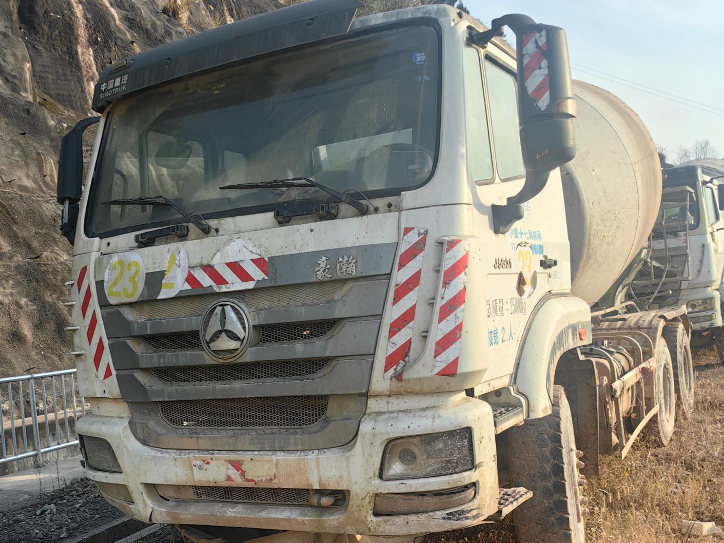 12月31日巴中无牌罐车（2台）招标公告