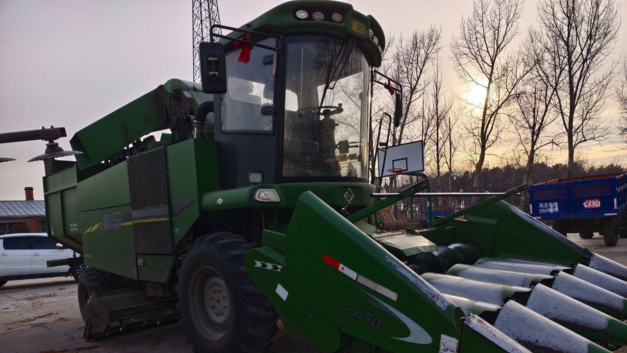 佳木斯地区处理22年迪马玉柴210马力大泵玉米下棒机