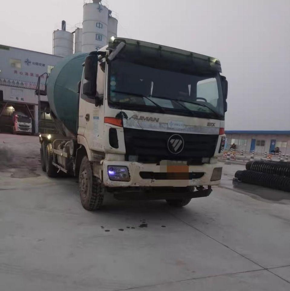 周口地区处理福田欧曼ETX搅拌罐车