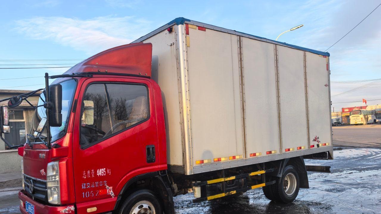 阜新地区处理福田奥铃 厢式货车