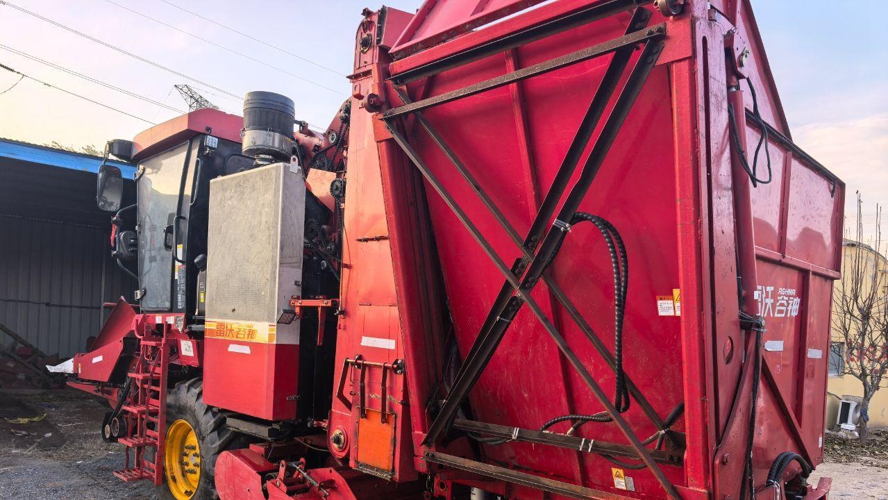 潍坊地区处理福田4EP收割机