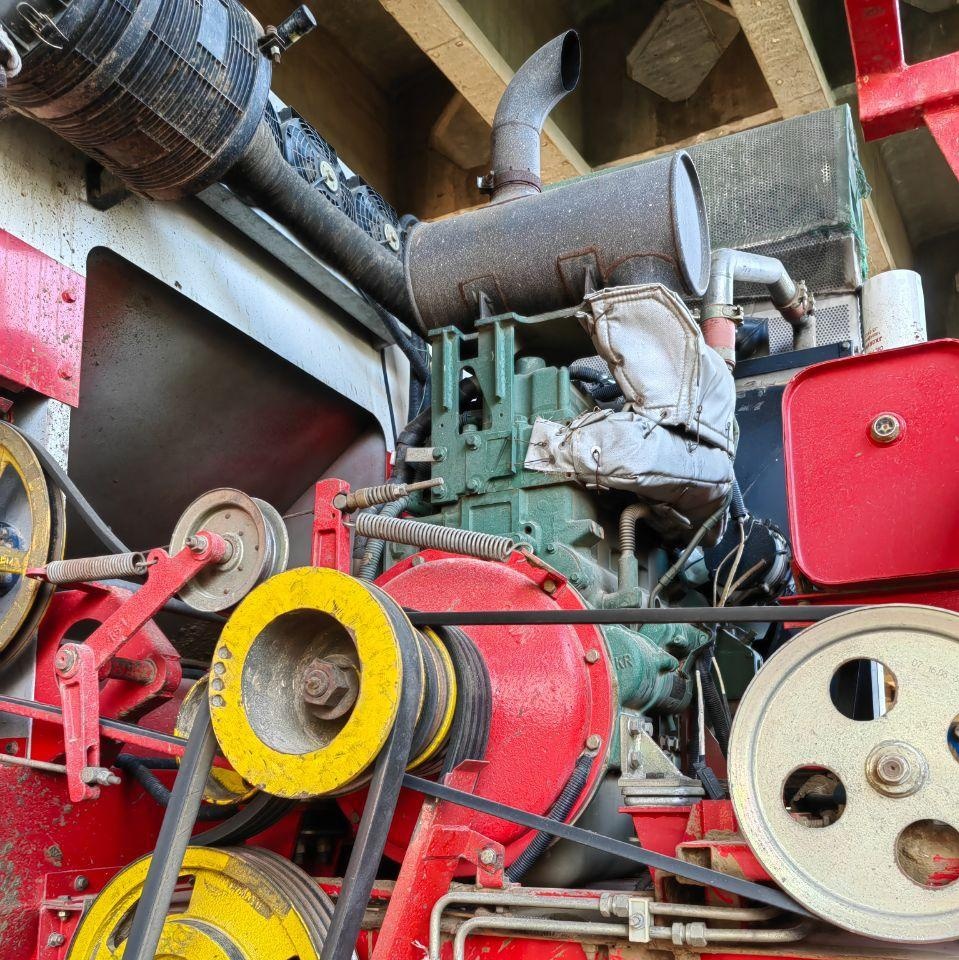 新乡地区处理小麦机、花生收获机