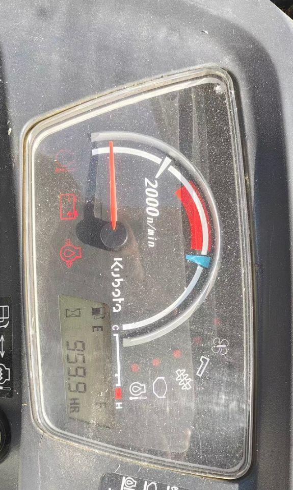 宿迁地区处理久保田收割机