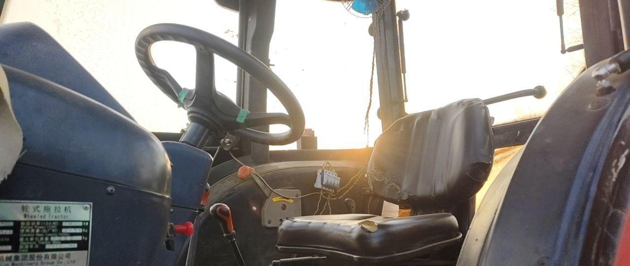 大连地区处理沭河954拖拉机