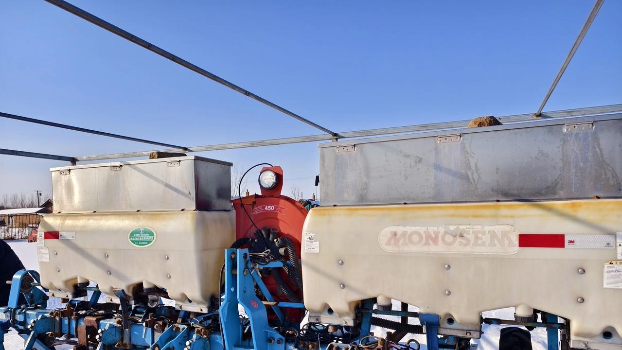 双鸭山地区处理6行播种机