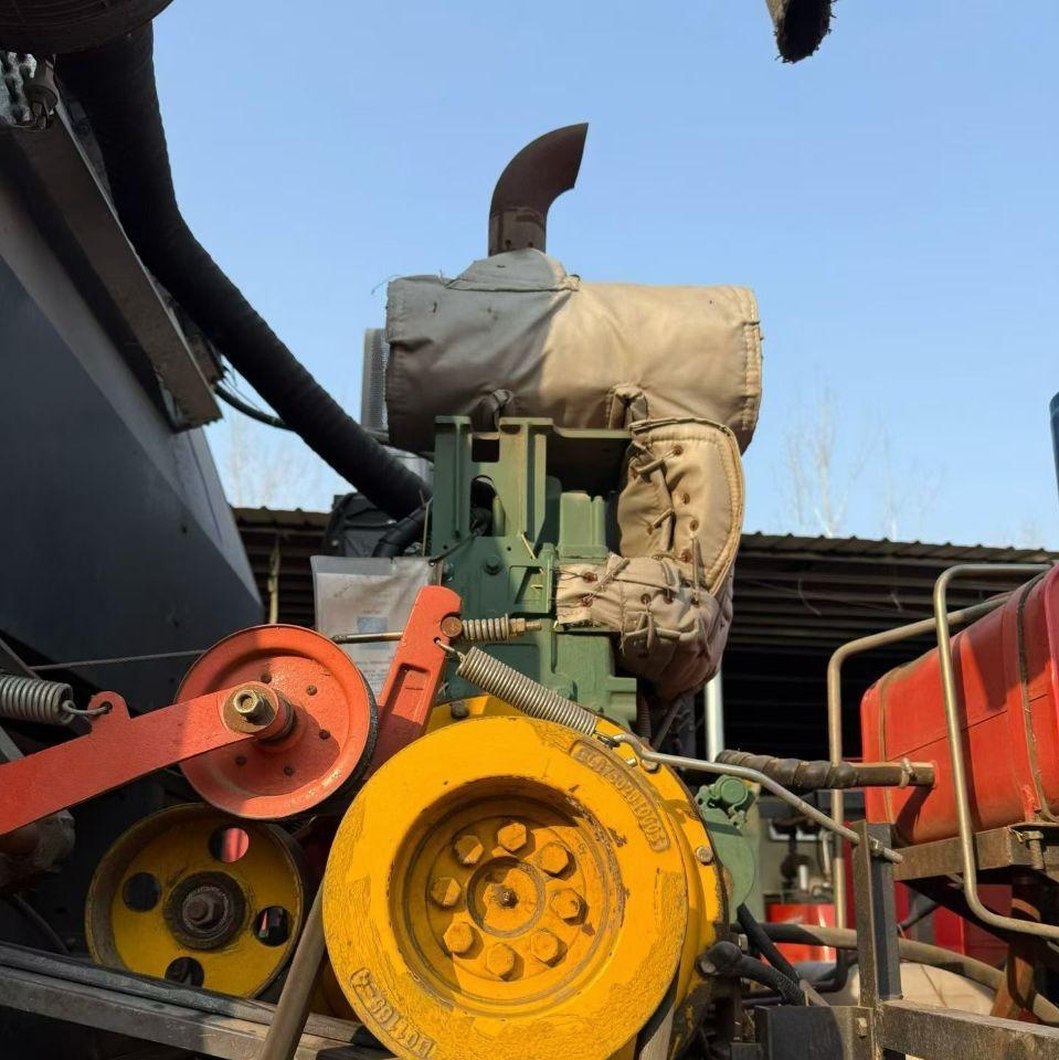 滨州地区处理巨明小麦收割机