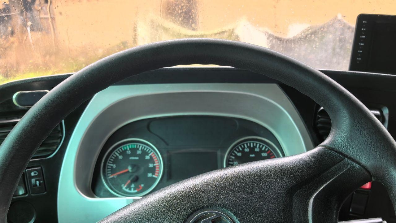 三明地区处理陕汽轩德X6自卸车