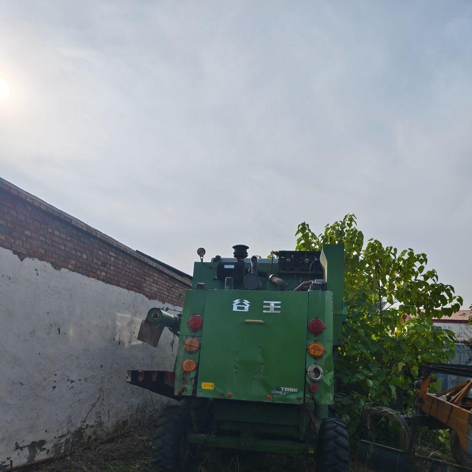 邢台地区处理谷王收割机