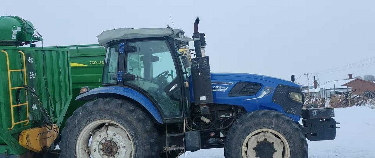 双鸭山市地区处理1554拖拉机