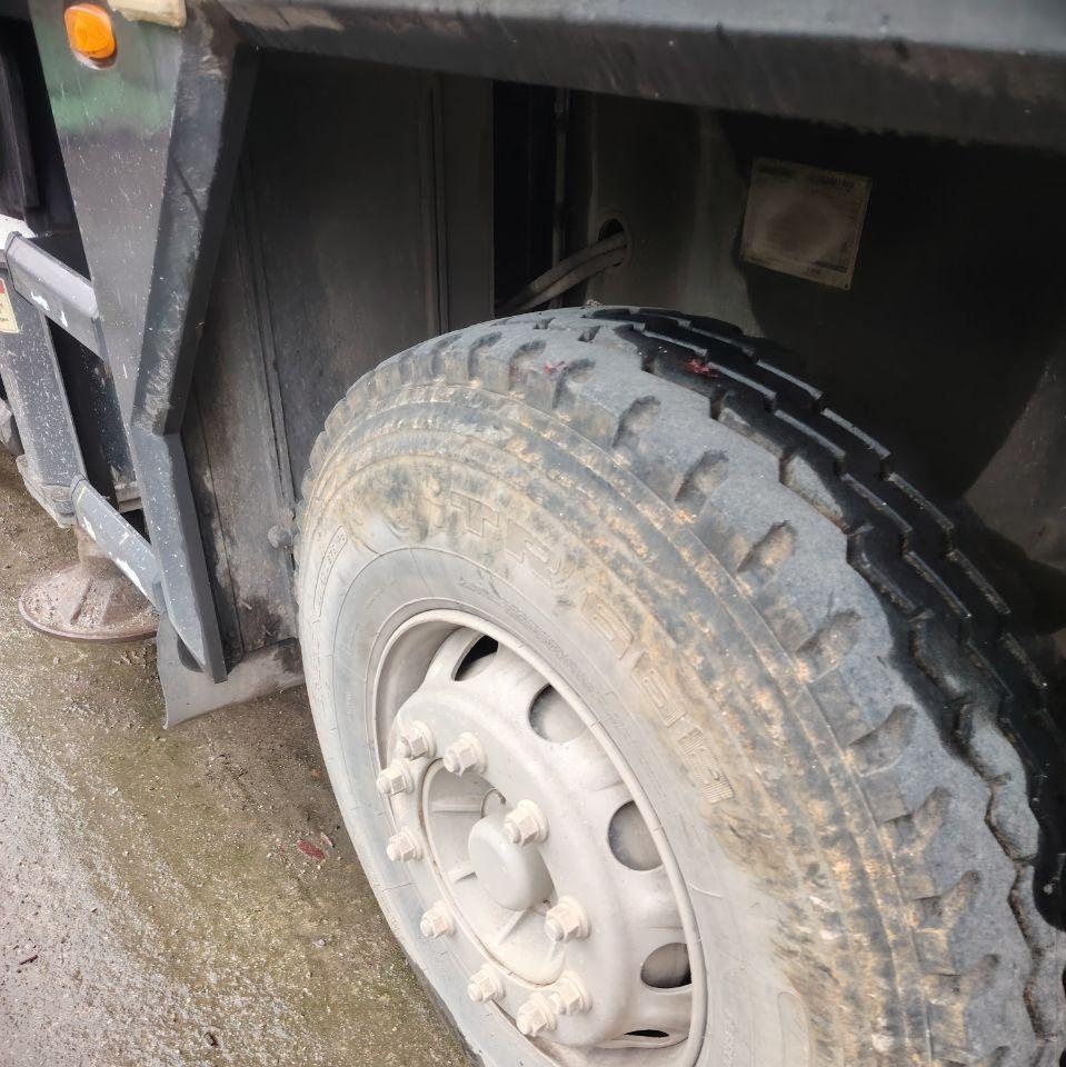 贵阳市地区处理中联重科50吨汽车吊