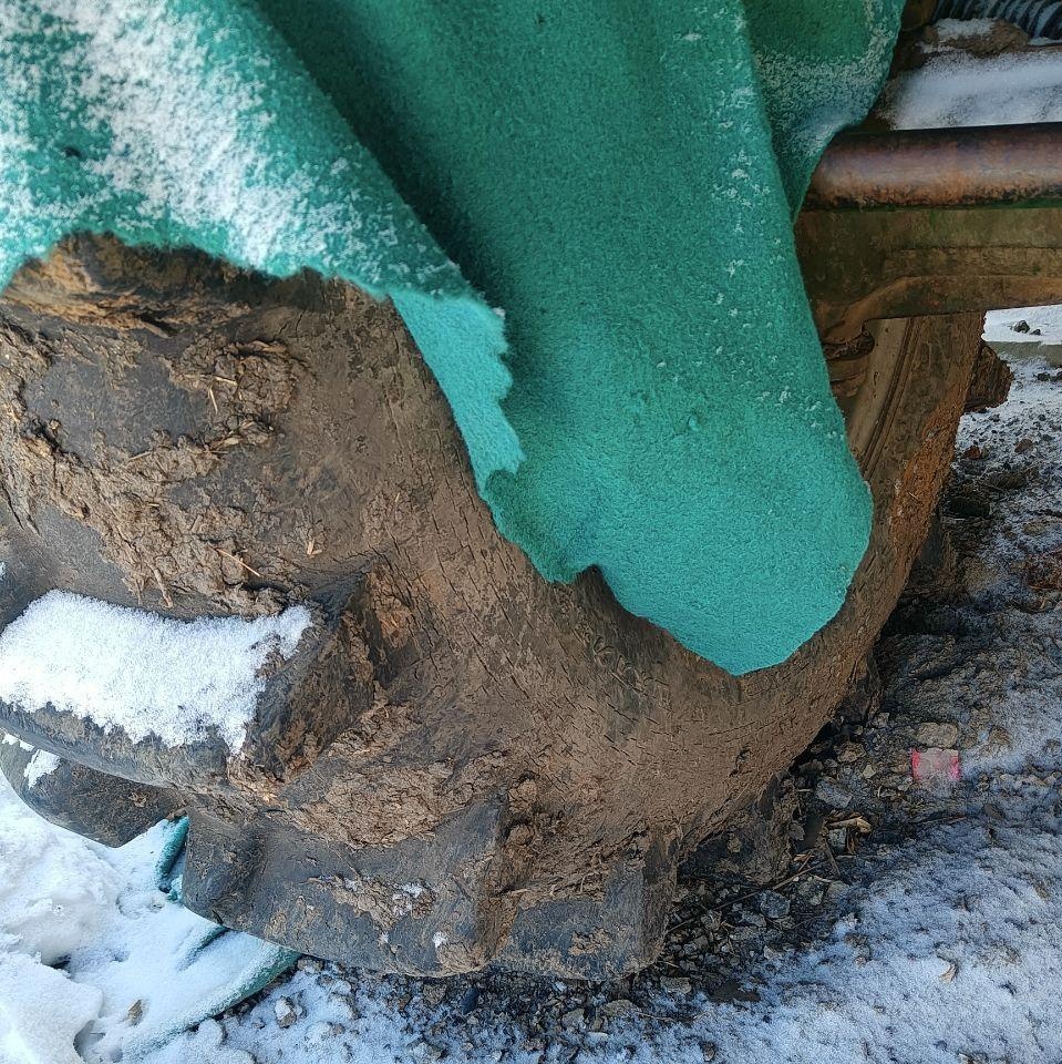 佳木斯市地区处理常发佳联CF806拖拉机