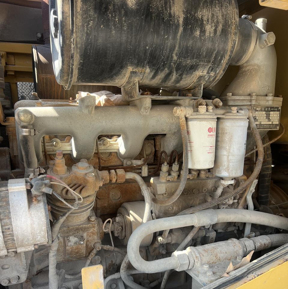 烟台市地区处理临工933L装载机