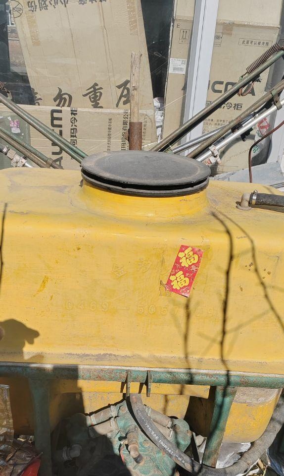 双鸭山地区处理800斤药罐14跟笼