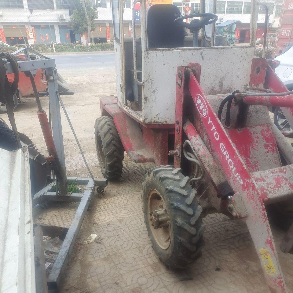 南阳市地区处理东方红四驱12小铲车
