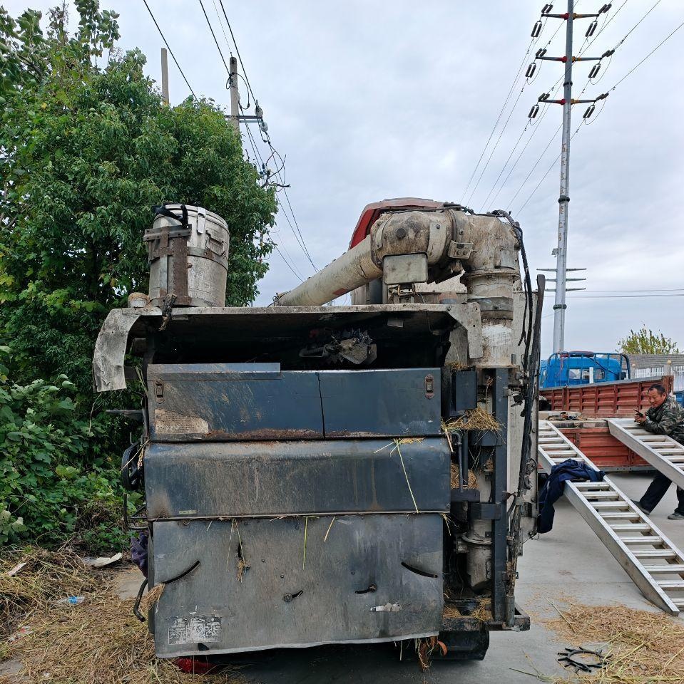 徐州市地区处理久保田收割机