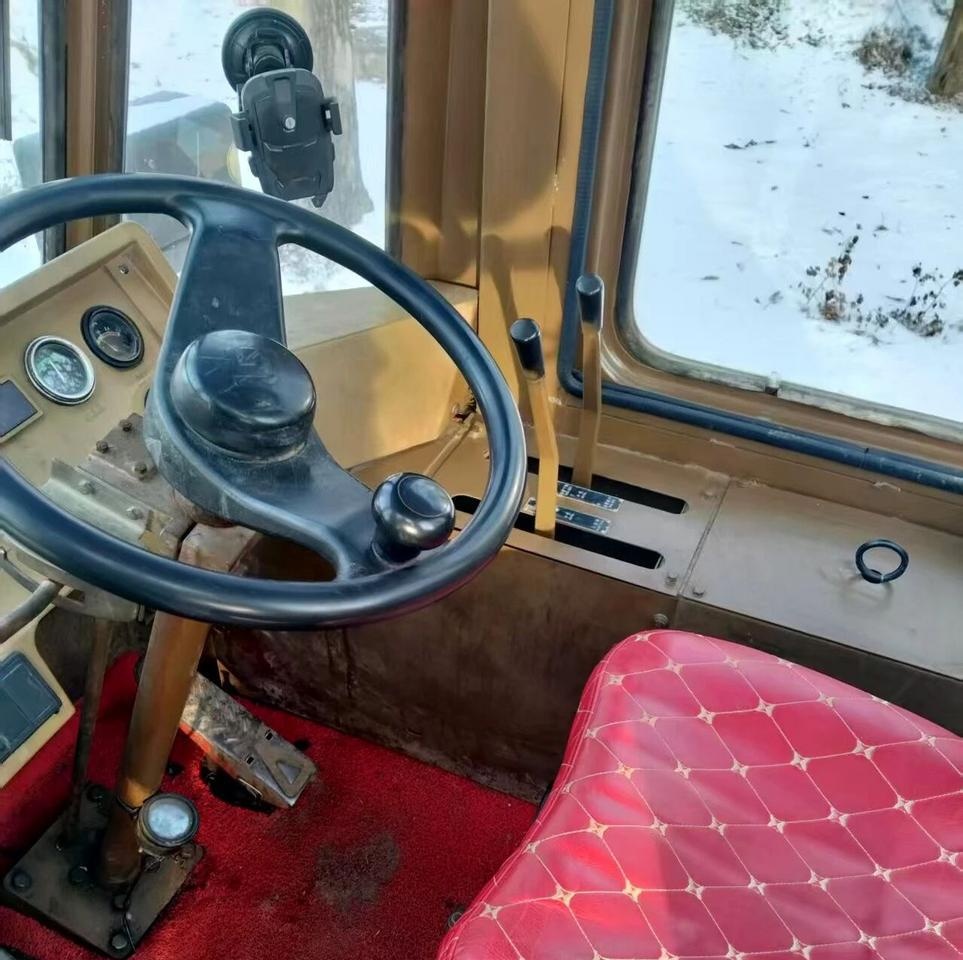 佳木斯地区处理出售柳工30E加长臂铲车