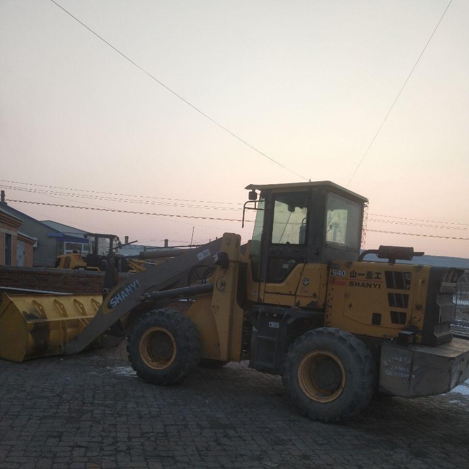 佳木斯地区处理山一940铲车