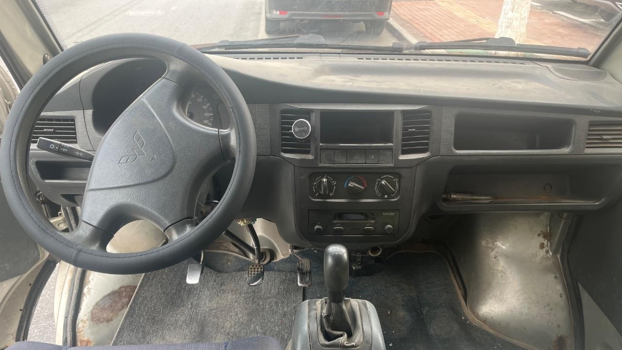 北京地区处理12年五菱之光  