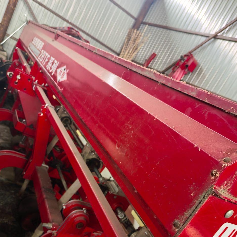 鸡西市地区处理六垄大豆播种机