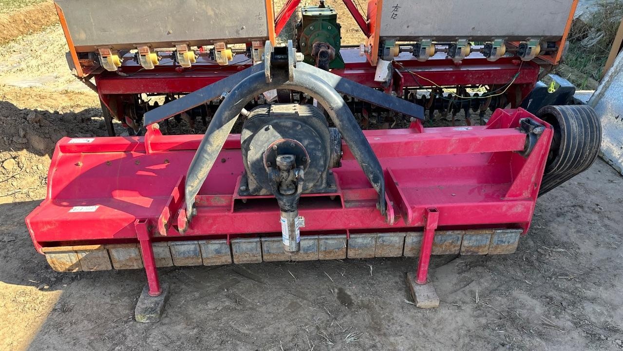 新乡市地区处理圣和230型还田机