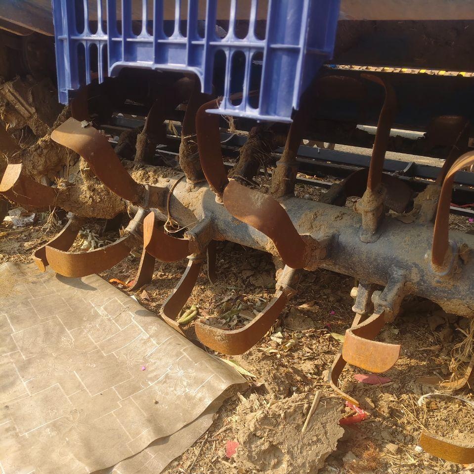 潍坊市地区处理普劳恩德280型拖拉机