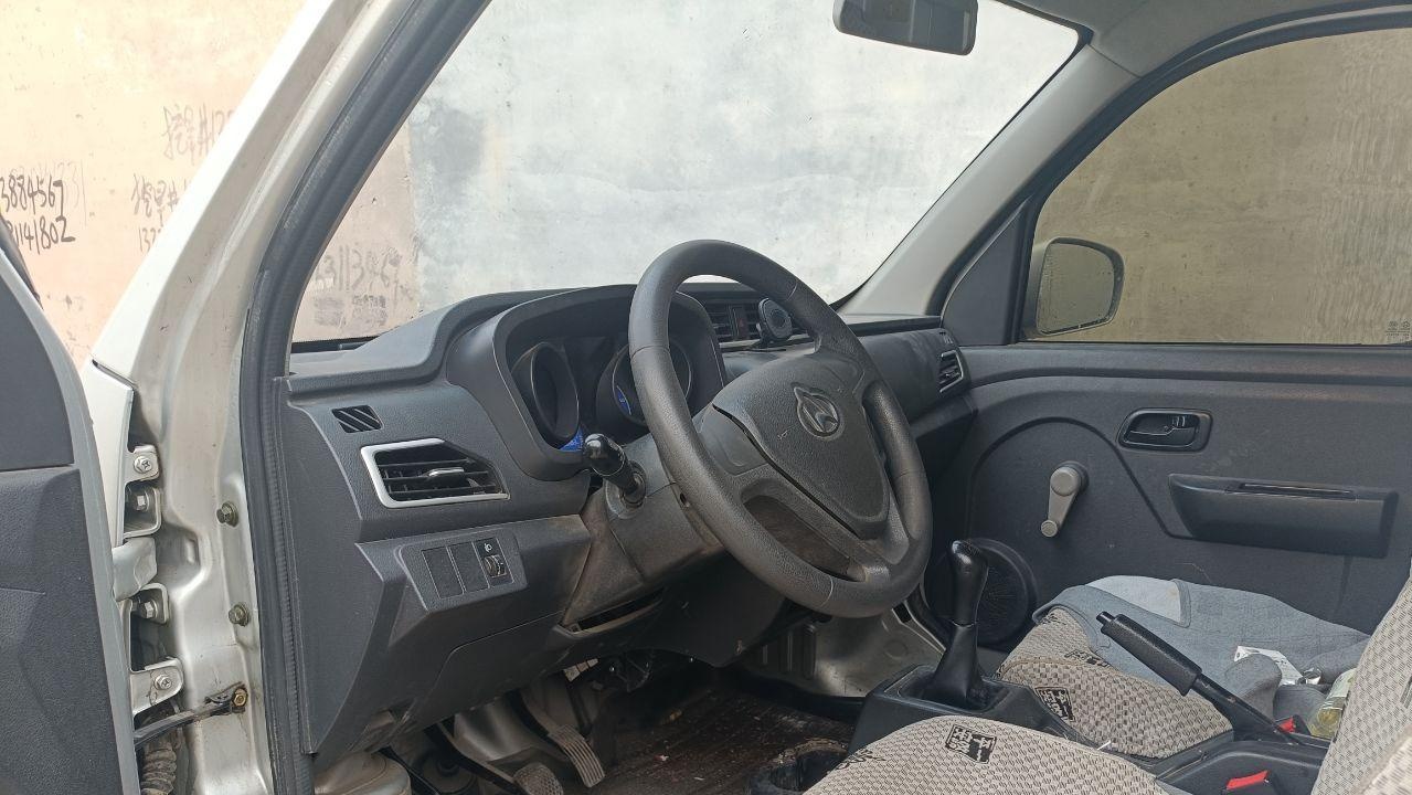 石家庄地区处理长安平板车 国6单排货车