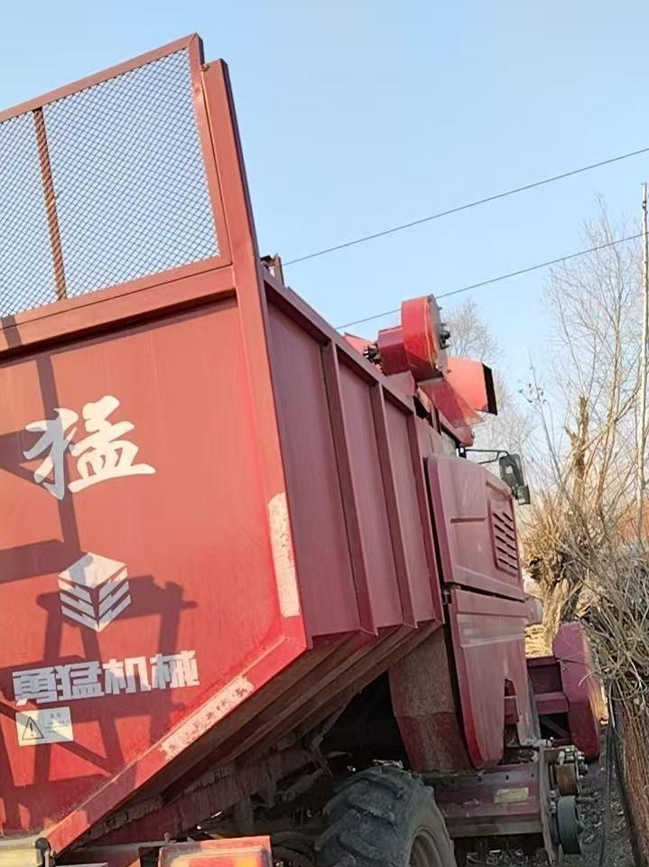 绥化市地区处理勇猛收割机