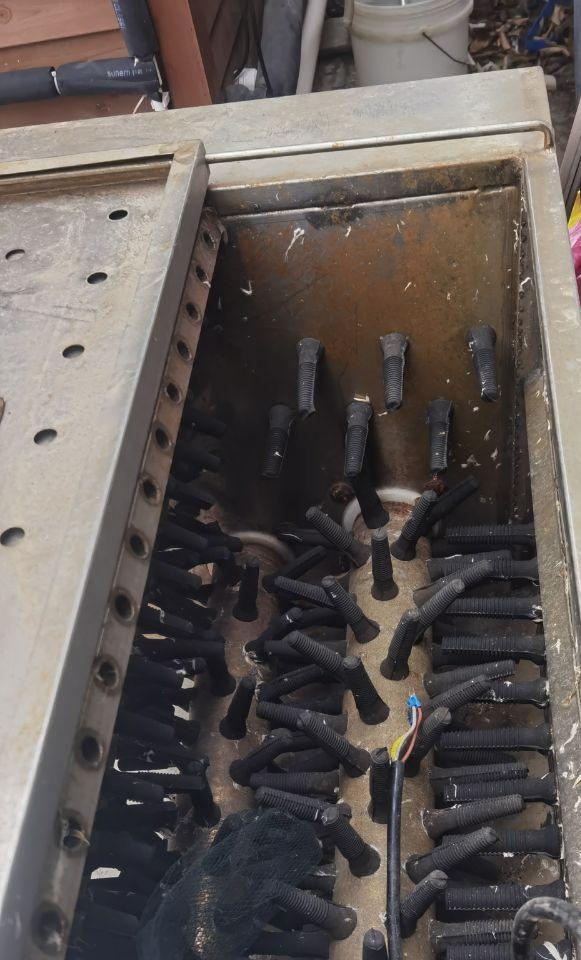 盐城市地区处理圆形脱毛机、5P空调、真空包装机