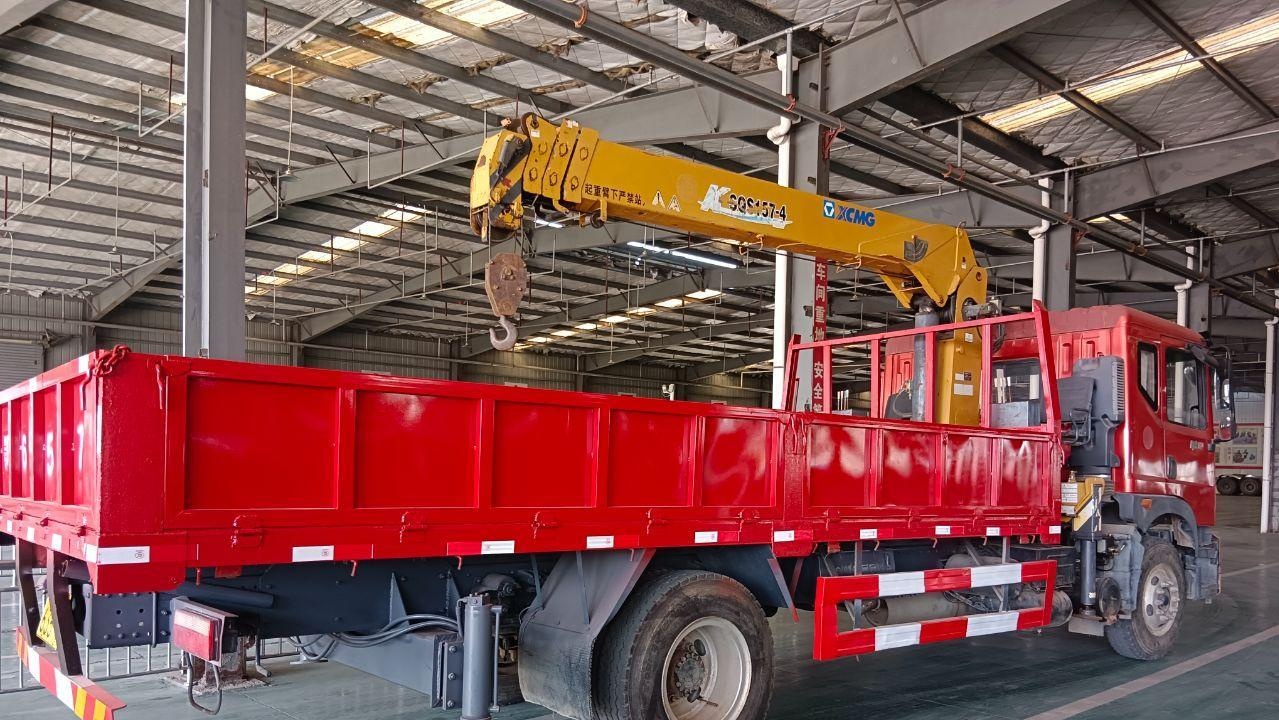 佳木斯地区处理6.3吨随车吊